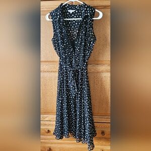 FRENCHY BLACK & WHITE POLKA DOT PRINT RUFFLE HEM DRESS. Size 2